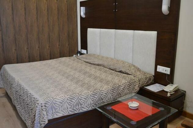 Hotel Dronagiri - Photo4