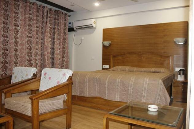 Hotel Dronagiri - Photo5