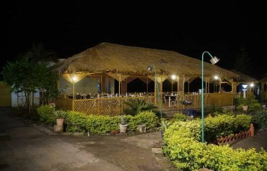 Hotel Krishna Junagadh - Photo4