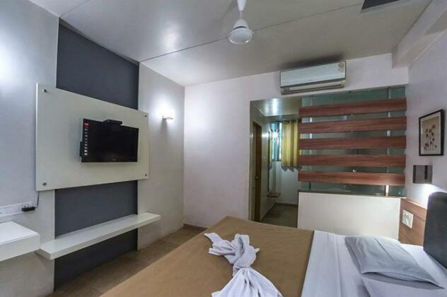 Hotel Platinum Junagadh - Photo3