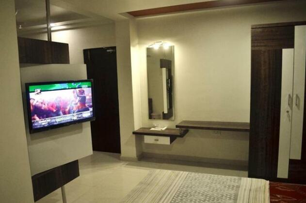 Hotel Sapphire Junagadh - Photo2