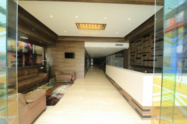 The Byke Suraj Club - Photo2