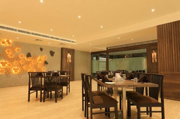 The Byke Suraj Club - Photo3