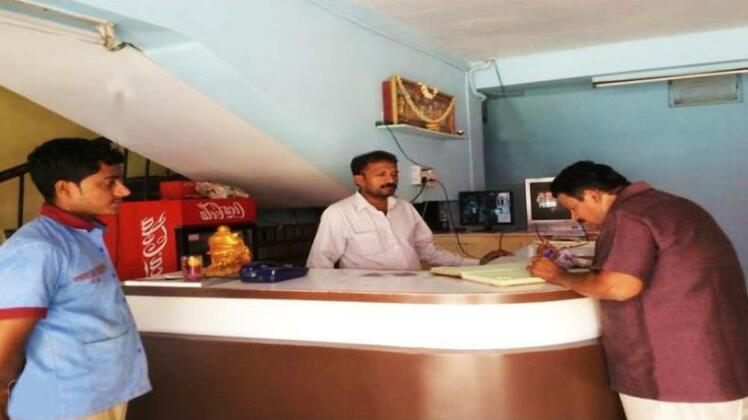 Hotel Upendra Residency - Photo2