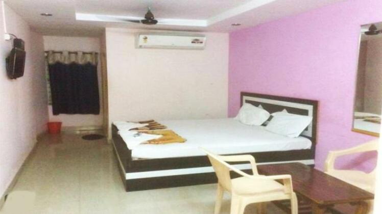 Hotel Upendra Residency - Photo4