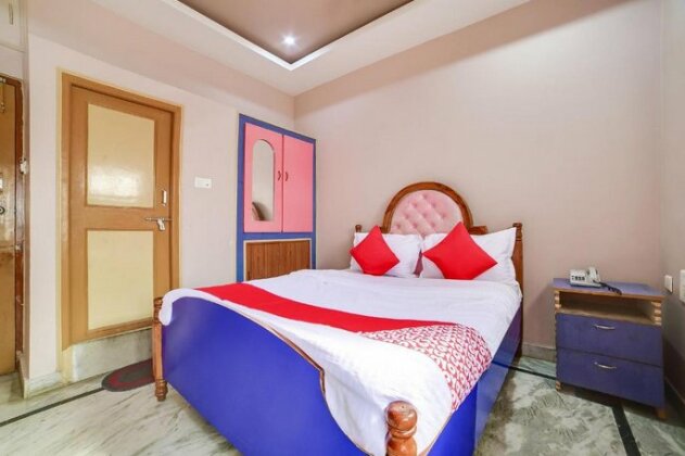 OYO 65103 Hashmi Residency - Photo5
