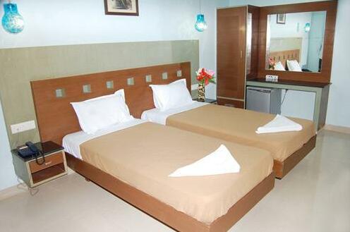 Hotel Balaji Grand - Photo2