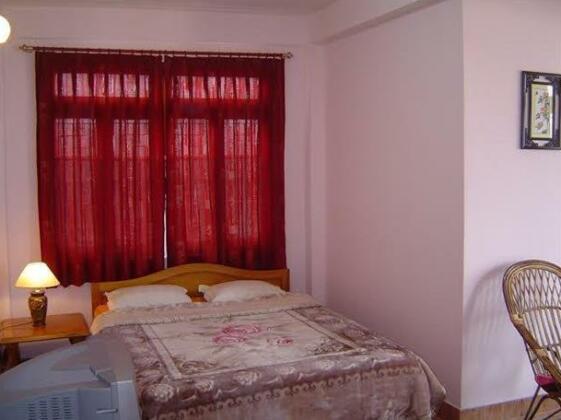Deki Lodge - Photo5
