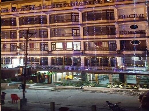 Lama Dhim Hotel - Photo2