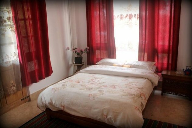 Mansarover Home Stay