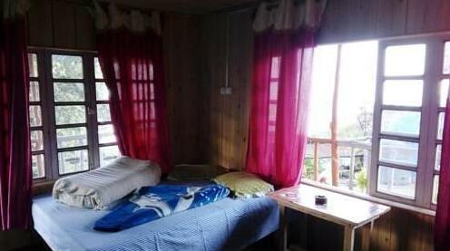 Pandim Cottage - Photo3