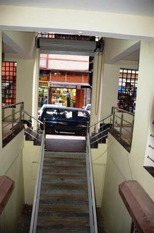Pokhrel Lodge - Photo3