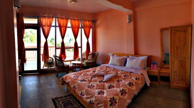 Shikher Guest House - Photo2