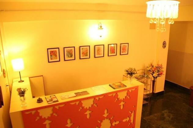 The Pink Door Hotel - Photo3