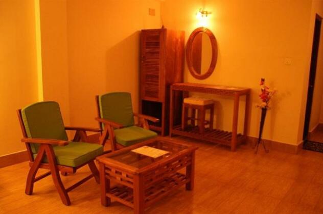 The Pink Door Hotel - Photo4