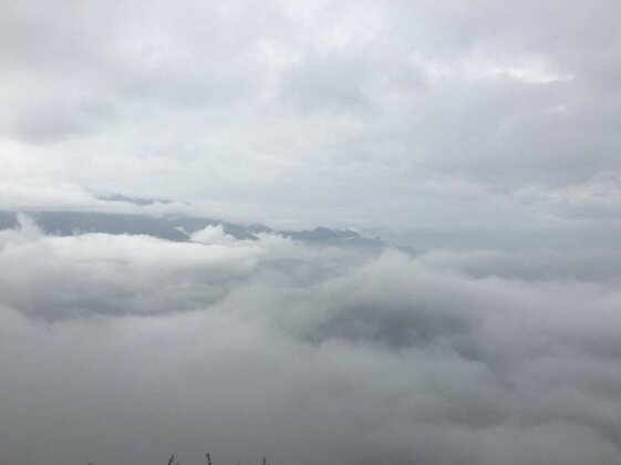 Chandragiri Bungalow - Photo3