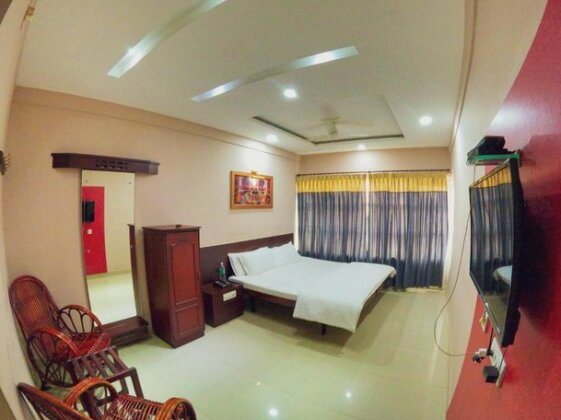Chandragiri Inn - Photo2