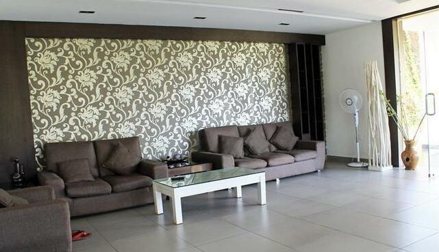Chateau Woods - Photo4