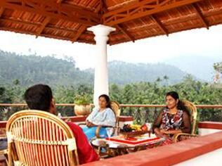Misty Heights - Photo4