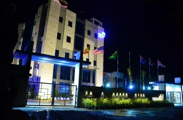 The Dolphin Palace - Photo2