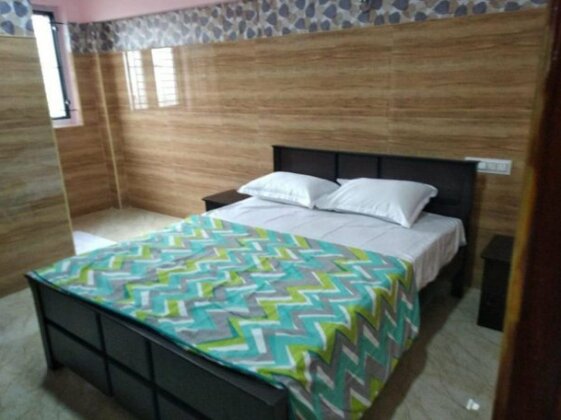 Hotel Adhi Residency - Cleanliness & Friendliness Room VL Vardharaja Temple