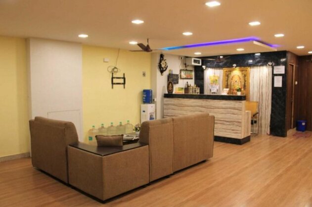 Hotel Adhi Residency - Cleanliness & Friendliness Room VL Vardharaja Temple - Photo2