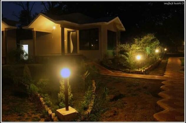 Kingfisher Resort - Photo2