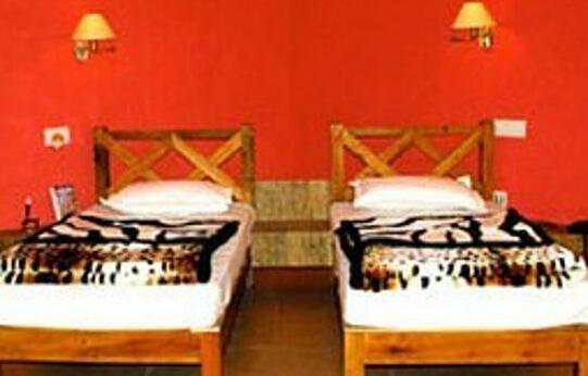 Tiger Woods Kanha Resort & Spa - Photo2