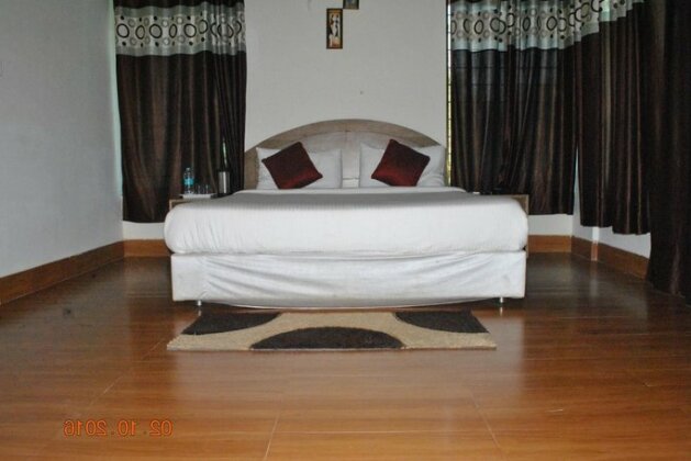Touchwood Resort - Photo2