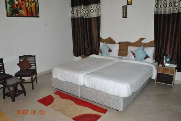 Touchwood Resort - Photo5