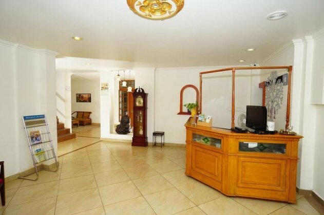 Sadhoo Inn - Photo2