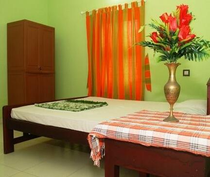 Satin Sand Beach Resort - Photo4