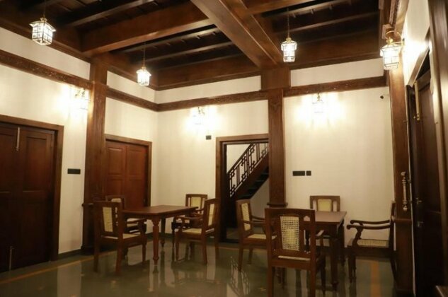 Surya Heritage Hotel - Photo2