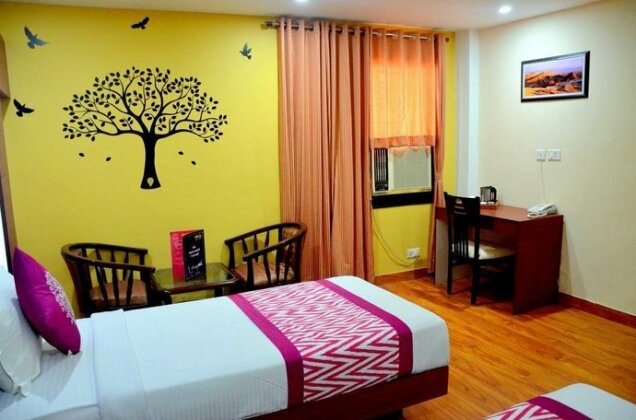 Geetika Galaxy Hotel - Photo3