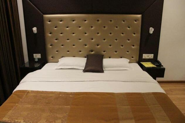 Kanha Continental Hotel - Photo5
