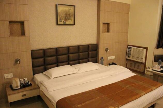 Kanha International - Photo5