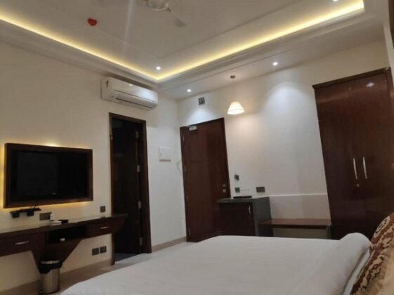 Moon and Mars Resort - Photo2