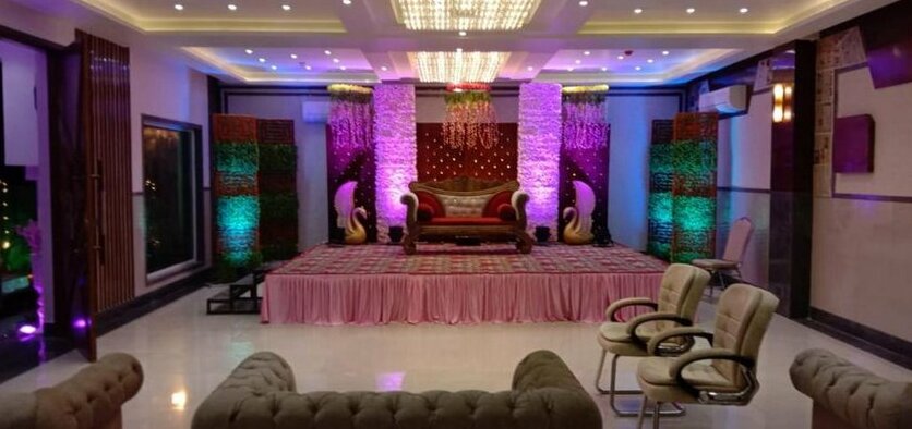 Moon and Mars Resort - Photo3