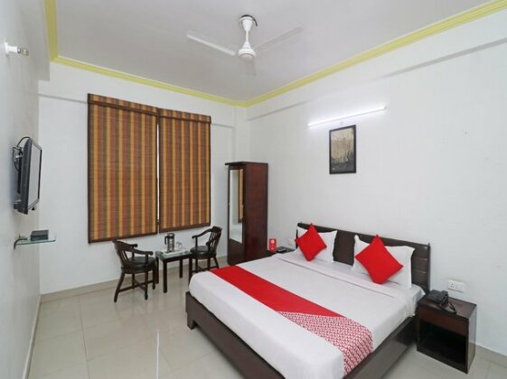 OYO 28585 Dev Residency - Photo2