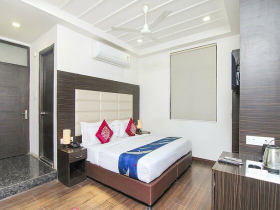 OYO 3232 Royal Inn - Photo2