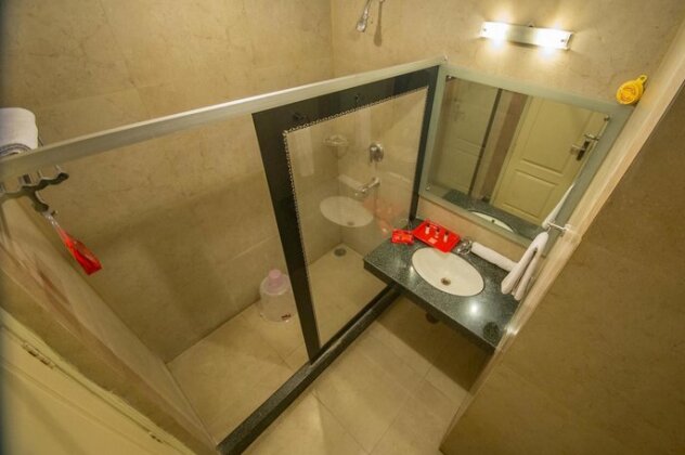 Status Business Hotel - Photo3
