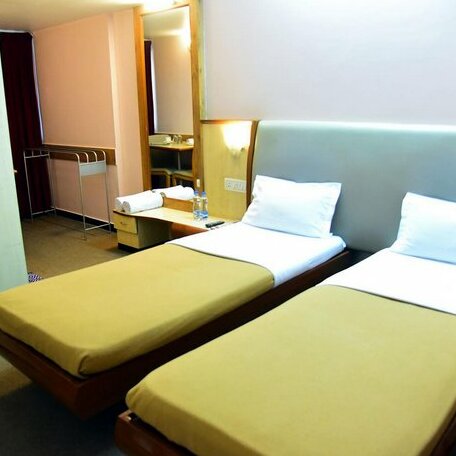 Hotel Alankar Karad - Photo2