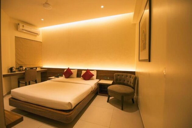 Hotel Pankaj Executive Karad - Photo4