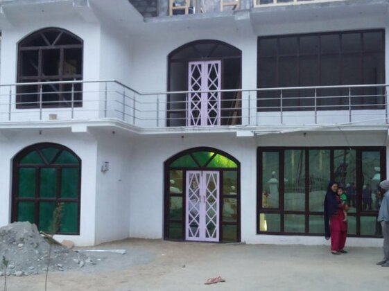 Royal Inn Hotel Kargil - Photo2