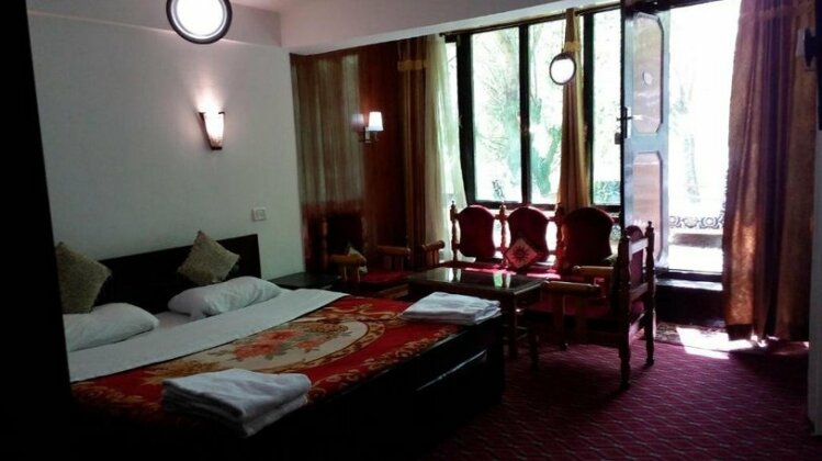 Royal Inn Hotel Kargil - Photo4