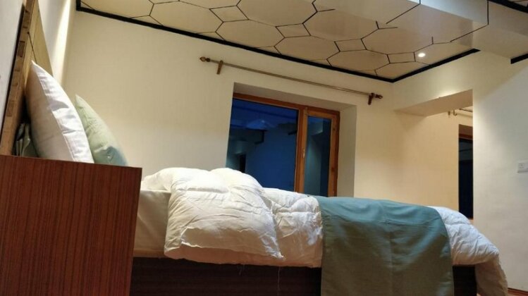 The Magpie's Nest - Photo5
