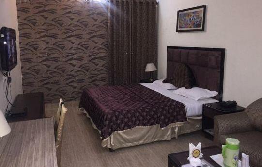 Hotel Dreamz Residency - Photo4