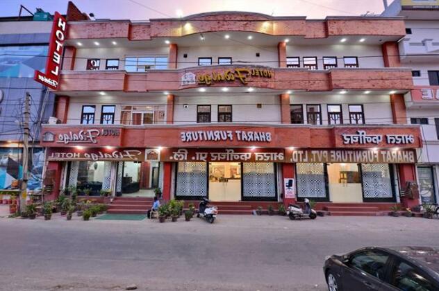 Hotel Fidalgo Karnal - Photo2