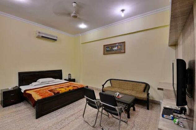 Hotel Fidalgo Karnal - Photo5