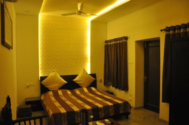 OYO 7128 Hotel Rama - Photo5
